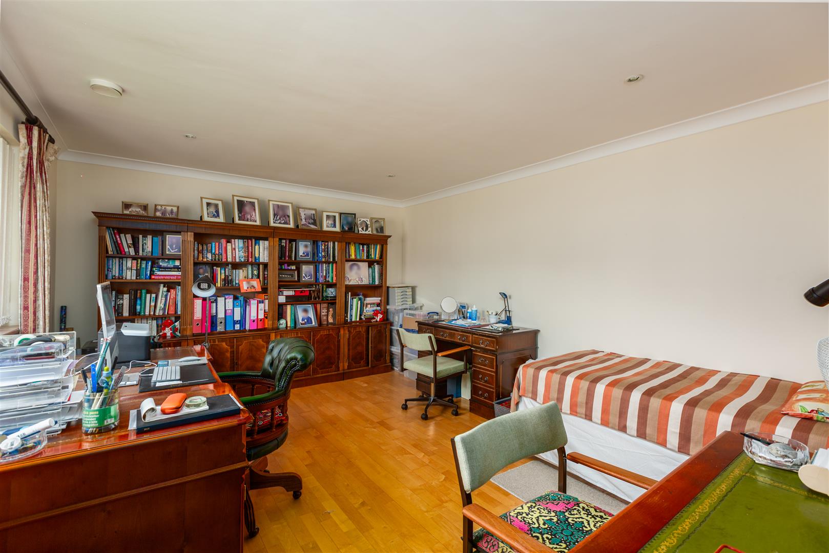 Llys Le Breos, Mayals, Swansea, SA3 5DL